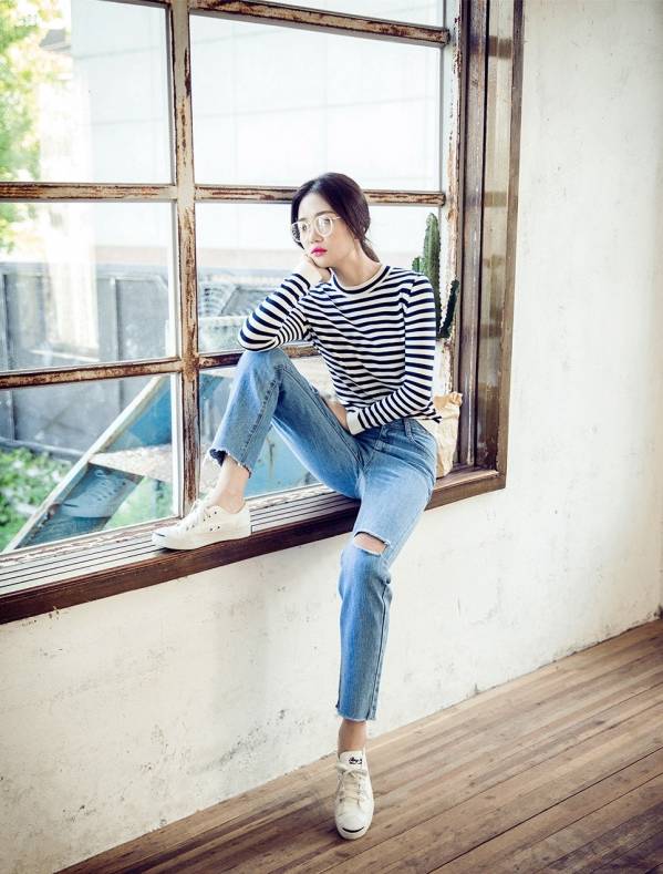 黑白条纹t恤搭配什么裤子搭配这几款简单又出彩