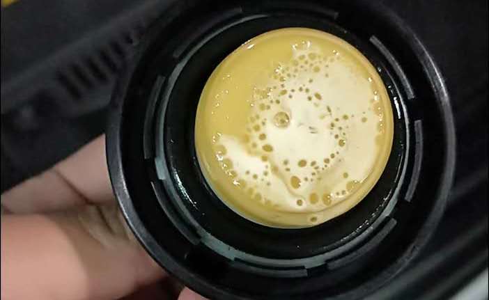 "新车四五百公里的时候发现了机油乳化,反馈给4s店被告知正常,直到