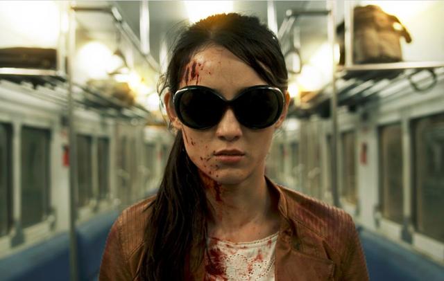 9)5▼在越来越多韩片开始剑走偏锋披露警方的黑暗面之后,《犯罪都市》