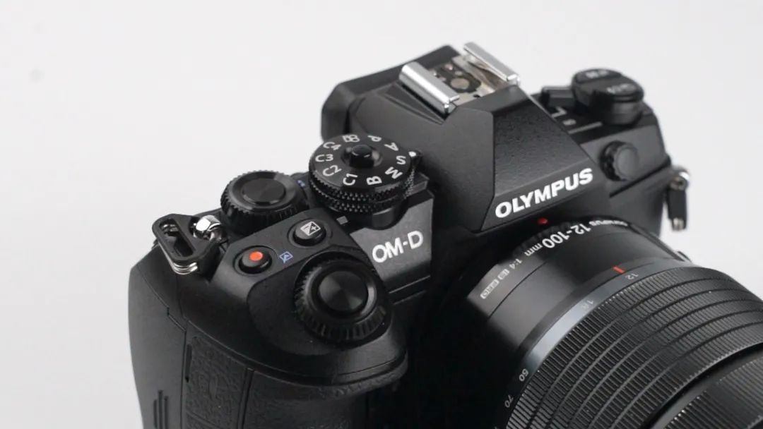 黑科技轻旗舰奥林巴斯em1markiii评测