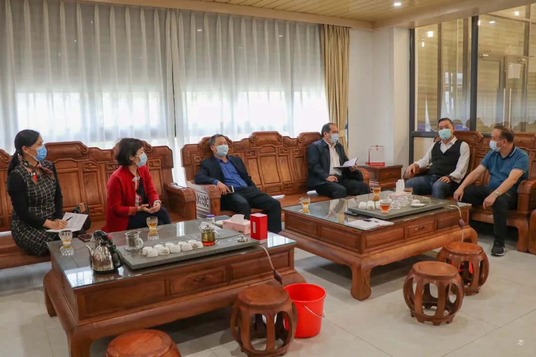 区工商联优惠政策话你知暖企行动六