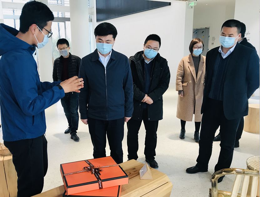 团省委党组成员,组织部部长盛乐一行走访调研浙江远特新材料有限公司.