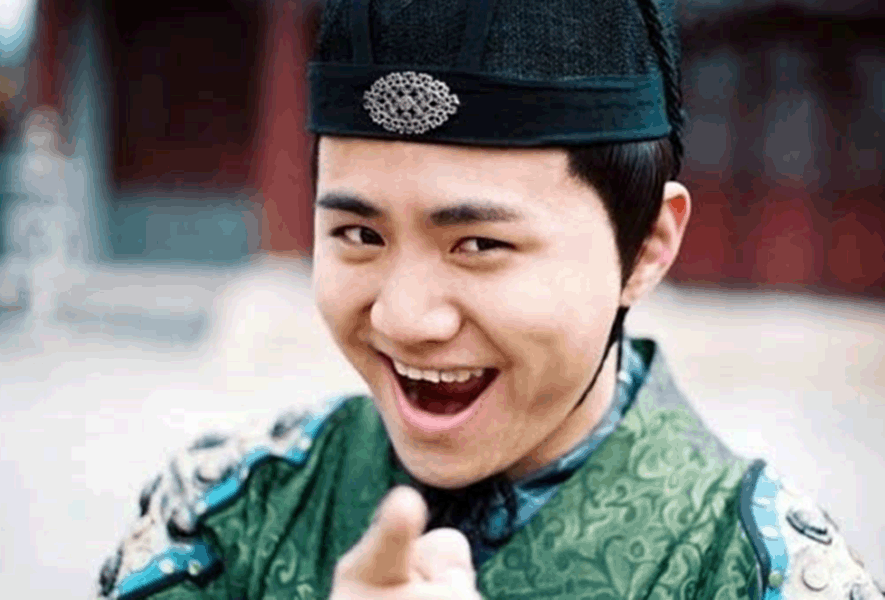 饰演蛤蟆精的明星叫刘欣翰,可能不太出名大家有些陌