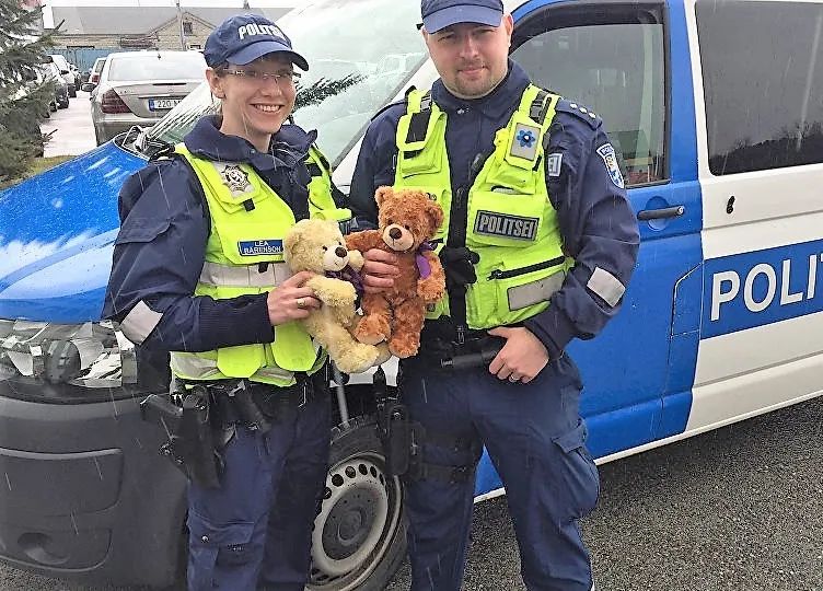 为什么每辆荷兰警车里都至少有2只泰迪