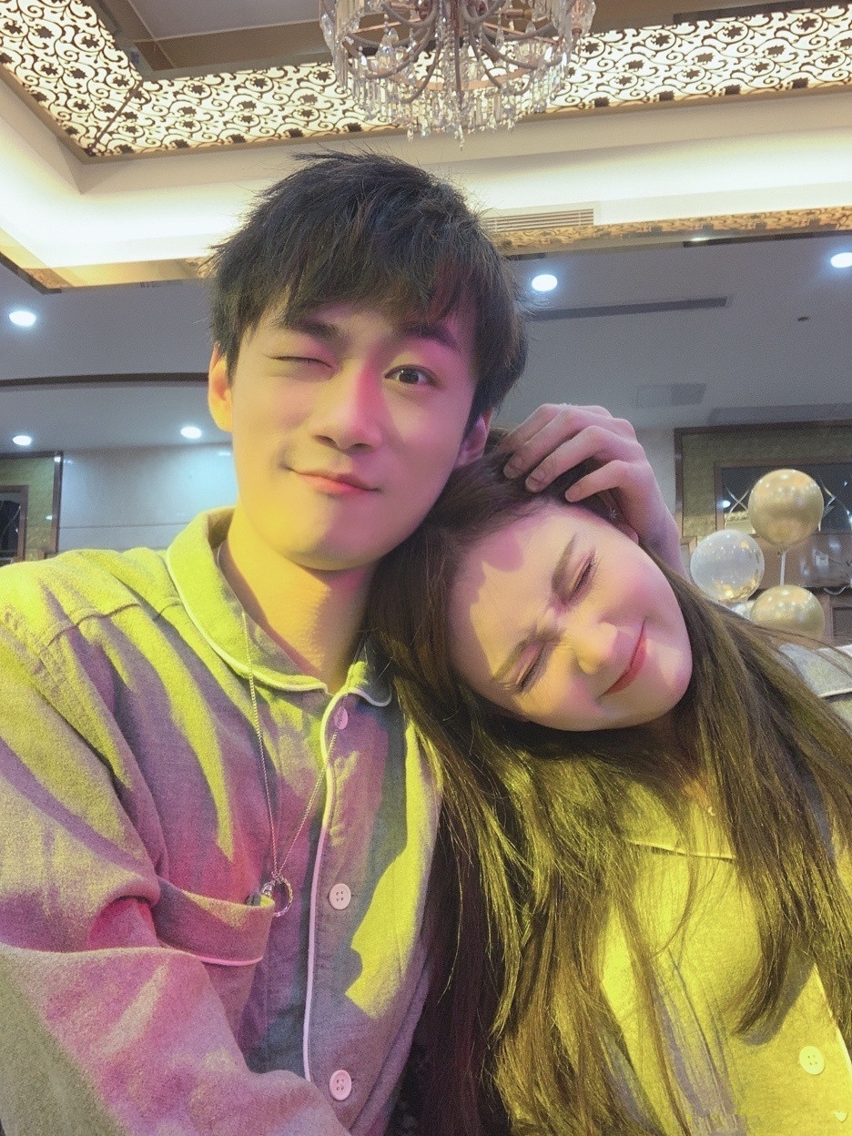 原创不求人女友虎牙开播却被质疑蹭热度网友她曾月薪几十万