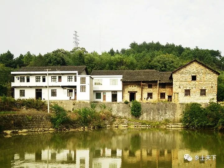 严寅亮(1854年—1933年,号弼丞,字剩庵,土家族,印江自治县阳坡人,清