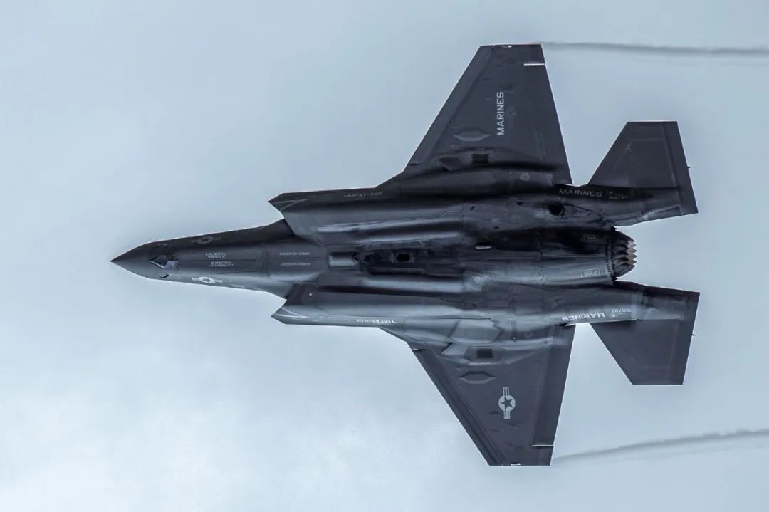 f35和f22哪个隐身好