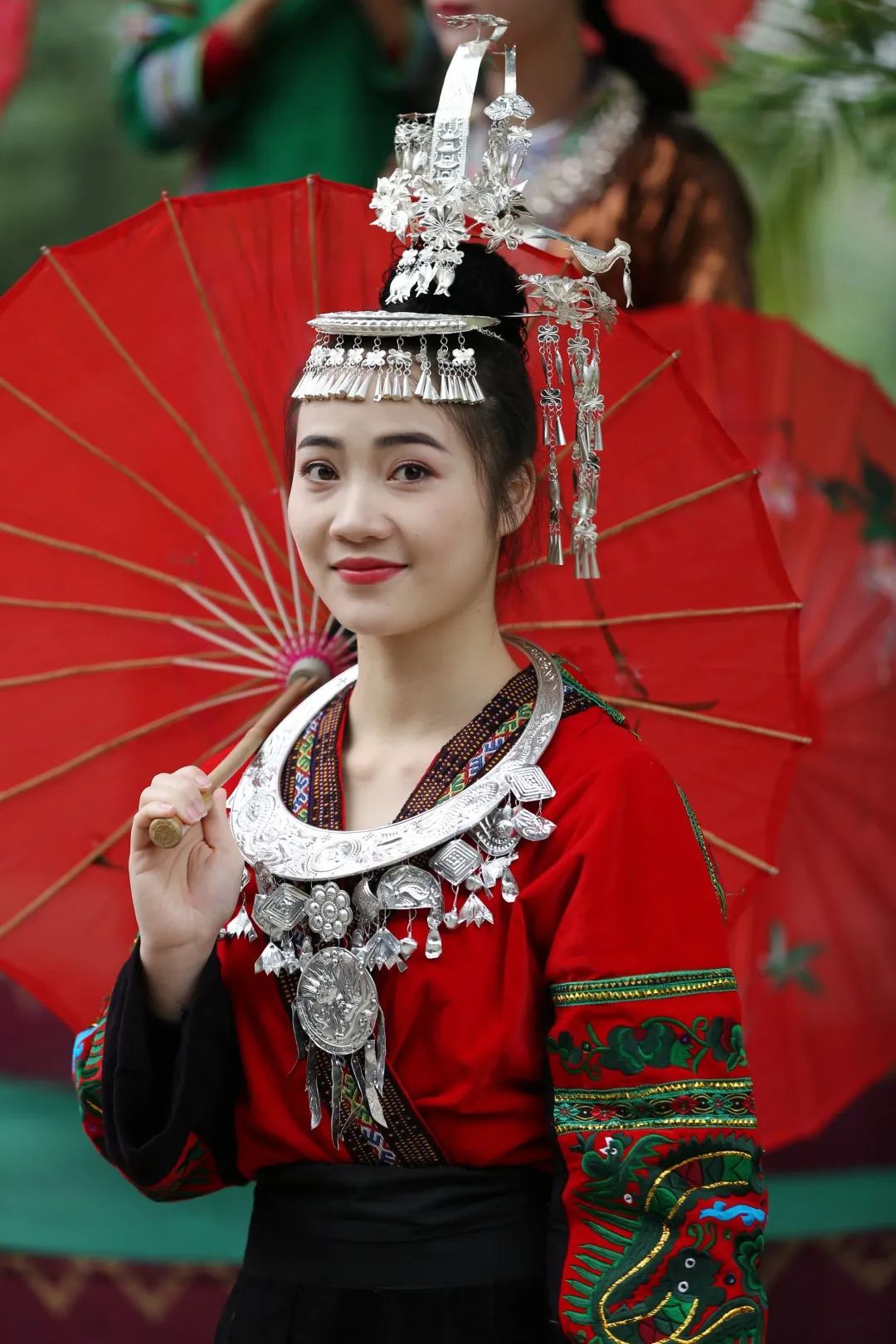 三月三就穿这个了漂亮的民族服饰快来了解一下吧