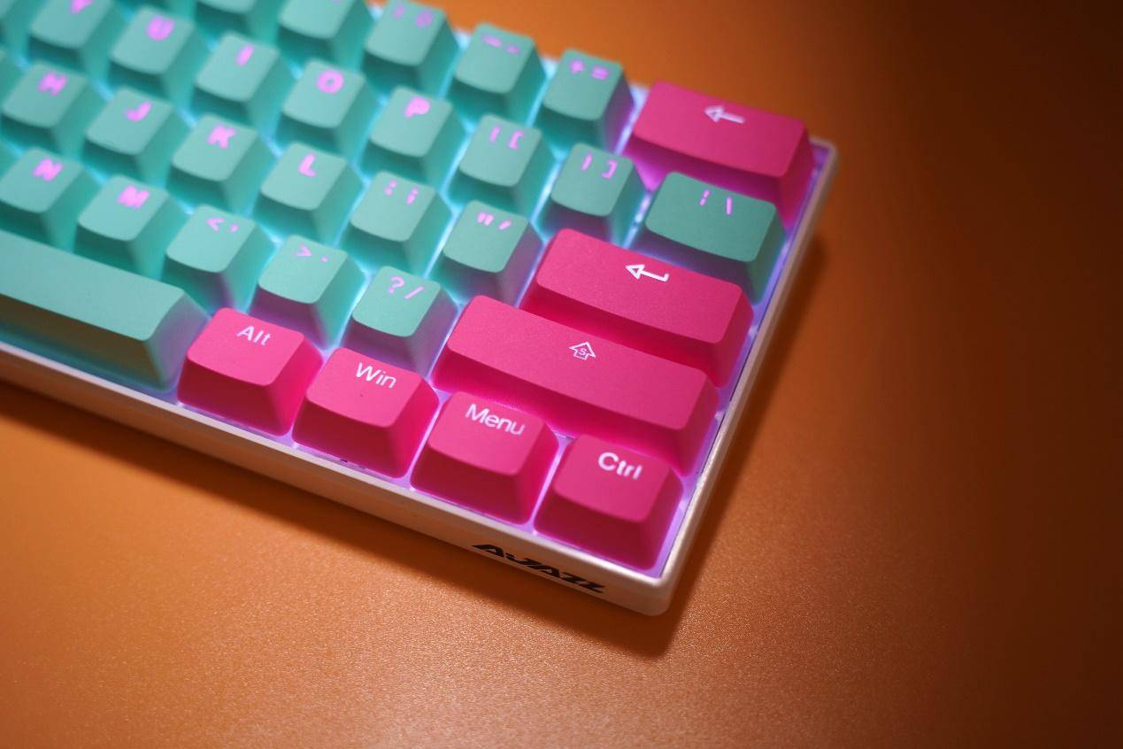 樱花落尽春将困黑爵i610t樱花蓝牙无线机械键盘体验