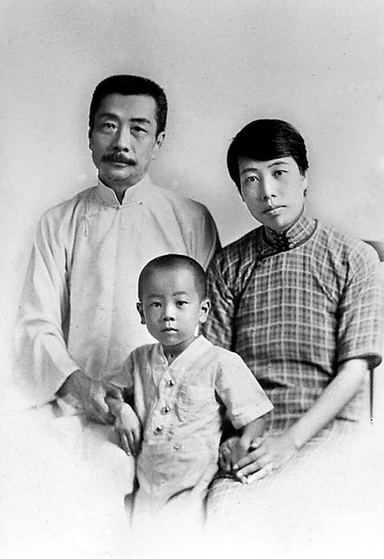 鲁迅后人今何在?儿子官至副部级,还有一位成明星,如今家喻户晓