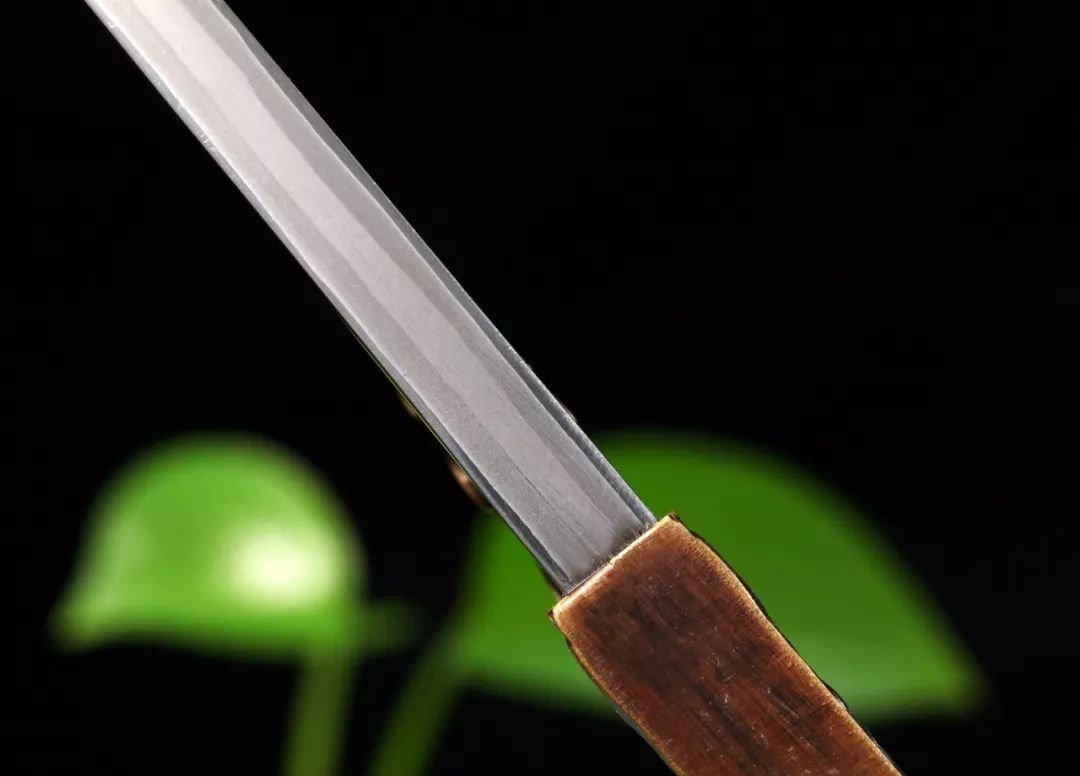 夹钢锻造的精品短刀五枚合小清刀