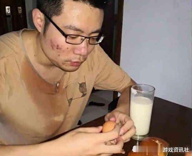 直播真的太毁身体了英雄联盟主播几年变油腻大叔大司马像40多岁