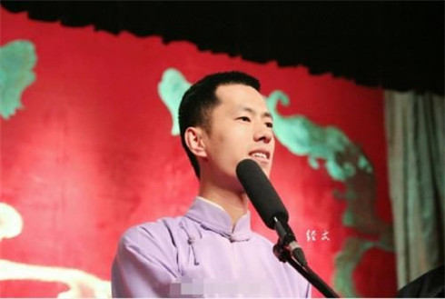 演员杜鹤照片图片