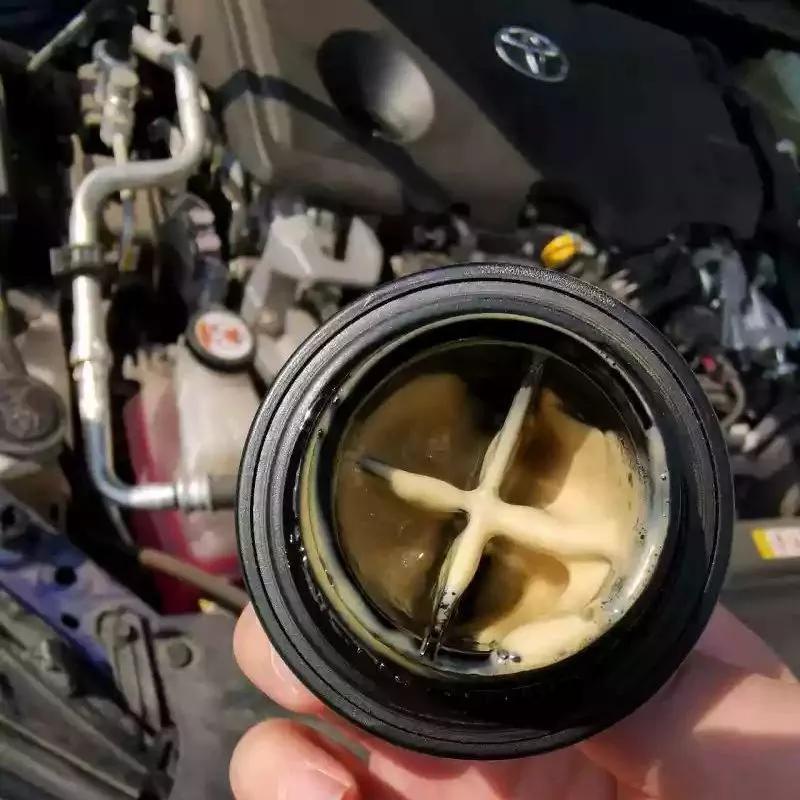 另外针对网上出现的机油乳化现象,一汽丰田给出的解释是,在发动机没有