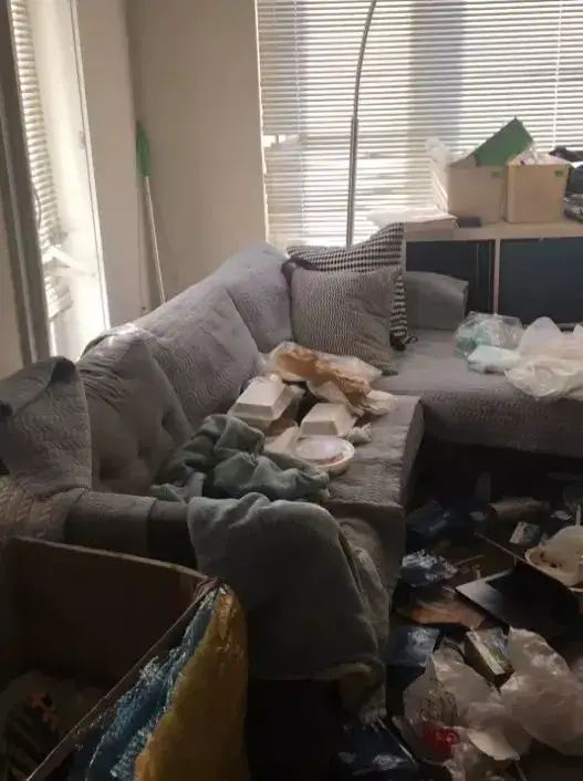 这样的"软性毒品"到底要将年轻人带往何处_韩梦溪