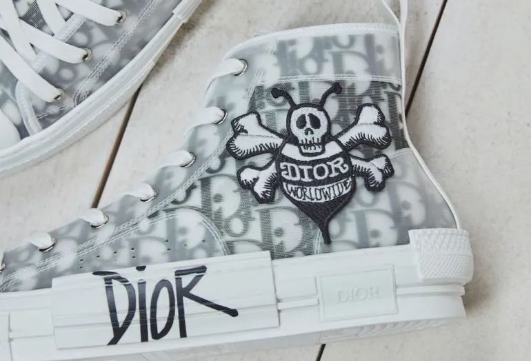 主理人亲晒diorxstussy联名涂鸦b23实物曝光下月发售