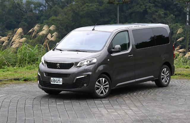 标致汽车全新mpv登场20t动力四驱空间与本田奥德赛看齐