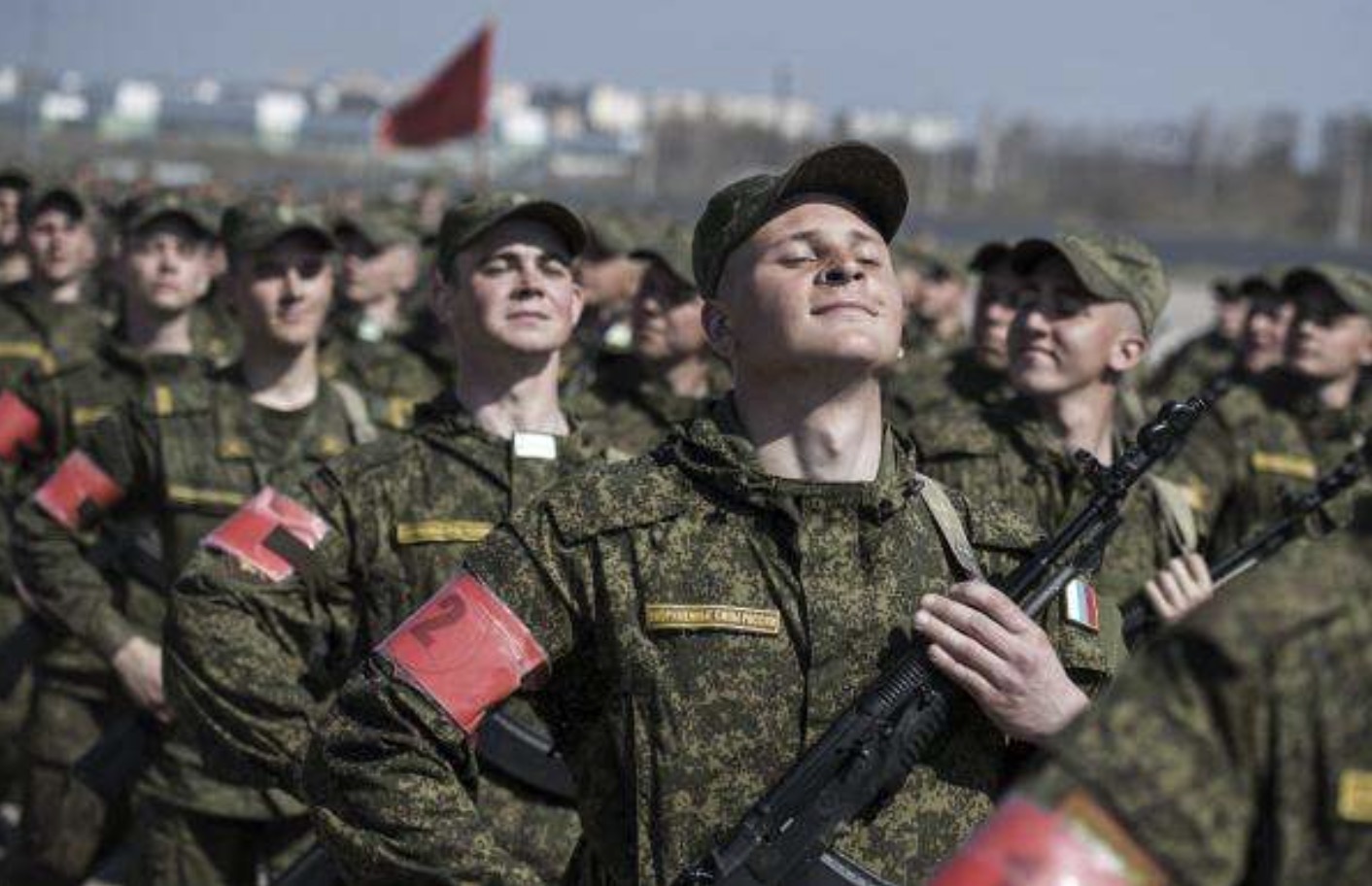 原创俄罗斯的噩梦一支装甲部队只剩11人普京发怒了