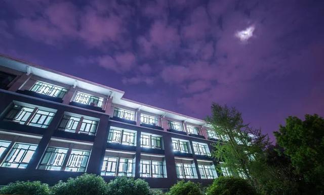 武漢15個(gè)區(qū)“最美中學(xué)”評(píng)選，有你的母校嗎(圖24)