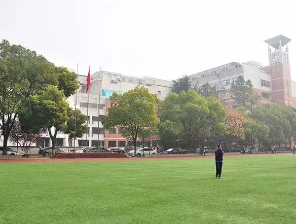 武漢15個(gè)區(qū)“最美中學(xué)”評(píng)選，有你的母校嗎(圖56)