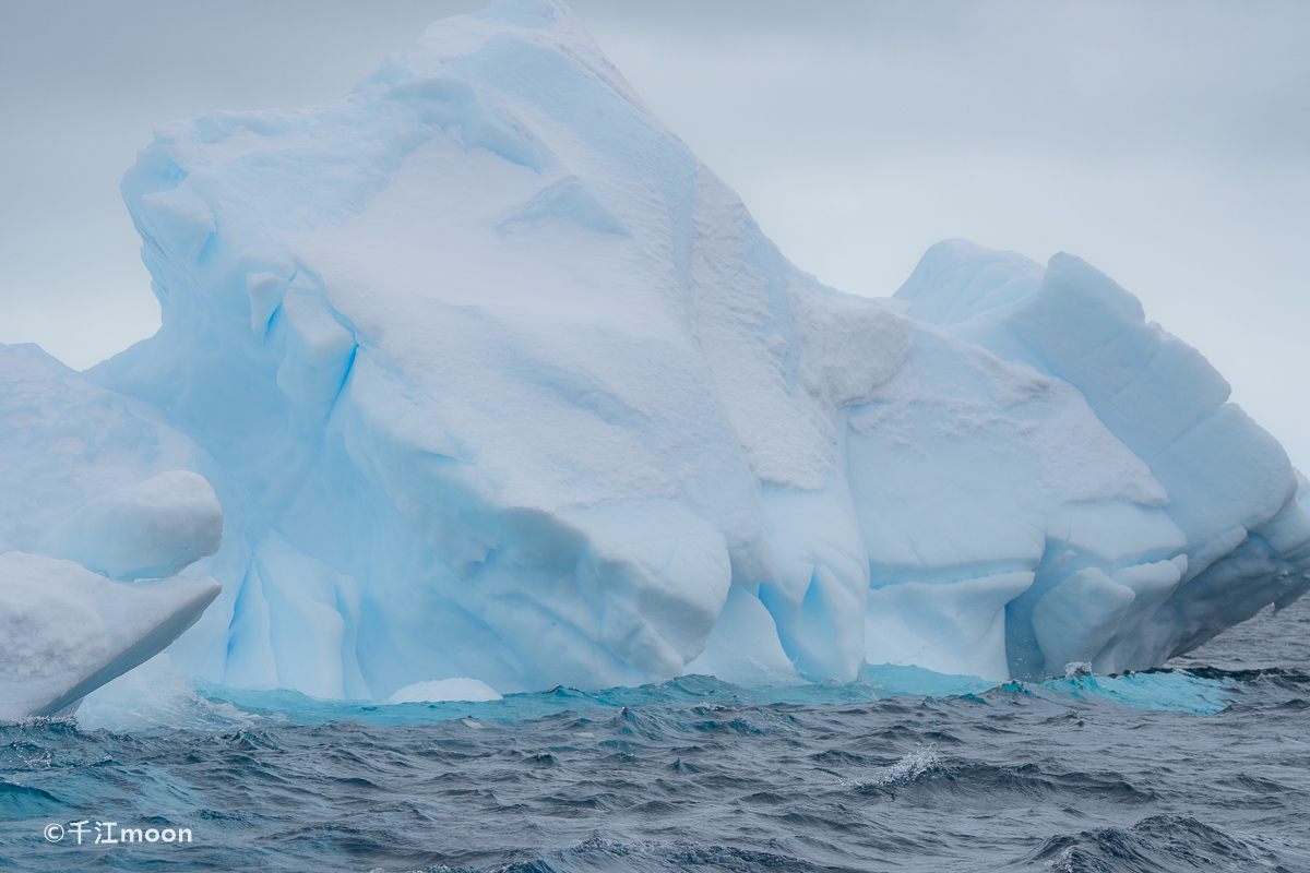 南极的壮美冰山