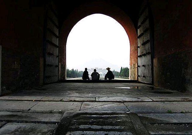 大清守陵人变迁史从为了生存到为信仰而世代守陵中间发了什么