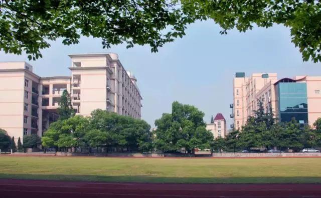 武漢15個(gè)區(qū)“最美中學(xué)”評(píng)選，有你的母校嗎(圖36)