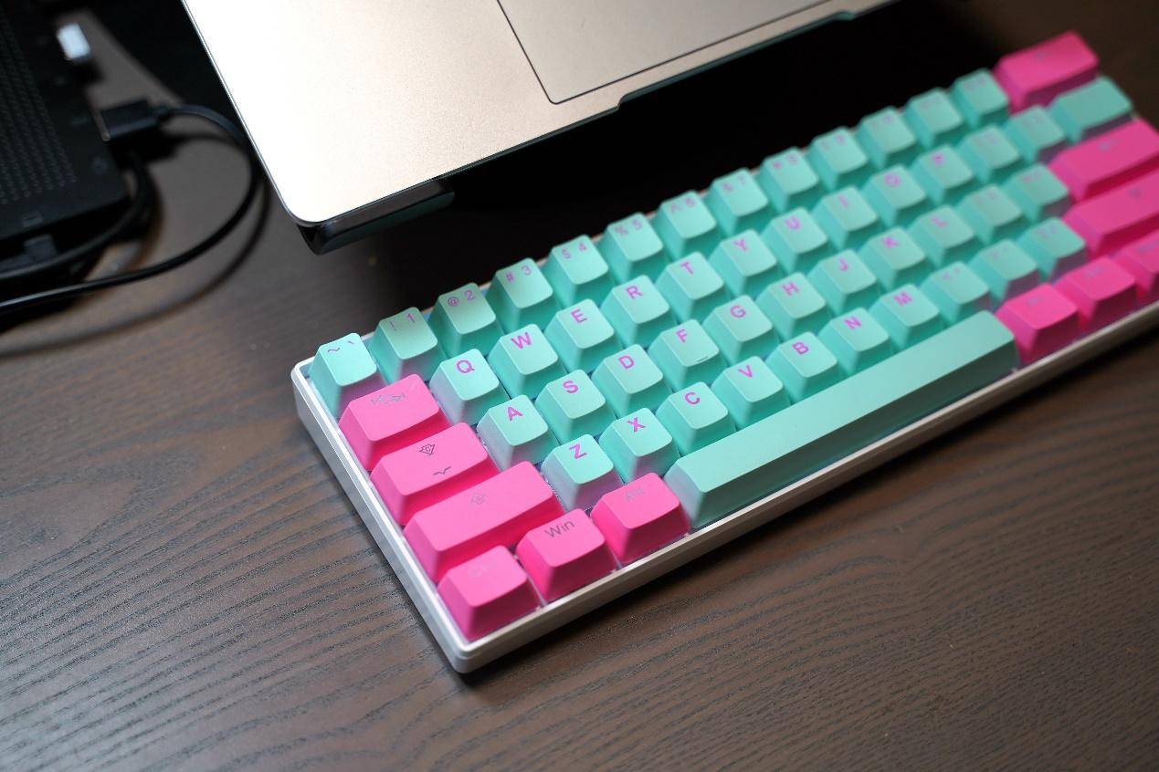 樱花落尽春将困黑爵i610t樱花蓝牙无线机械键盘体验