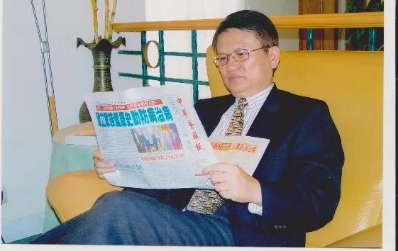 王文荣古广祥词牌巧对话人生赏析