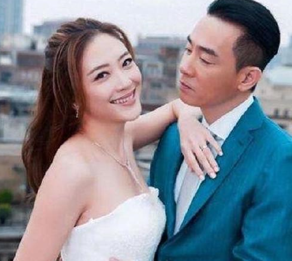 应采儿近照曝光,怀孕4月喝酒引争议,孕妇喝酒碍了谁的眼?_网友