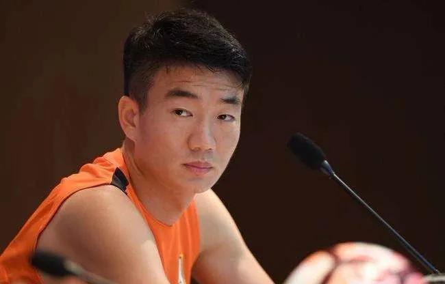 聊聊鲁能的戴老板,难道真是后防的定时炸弹?