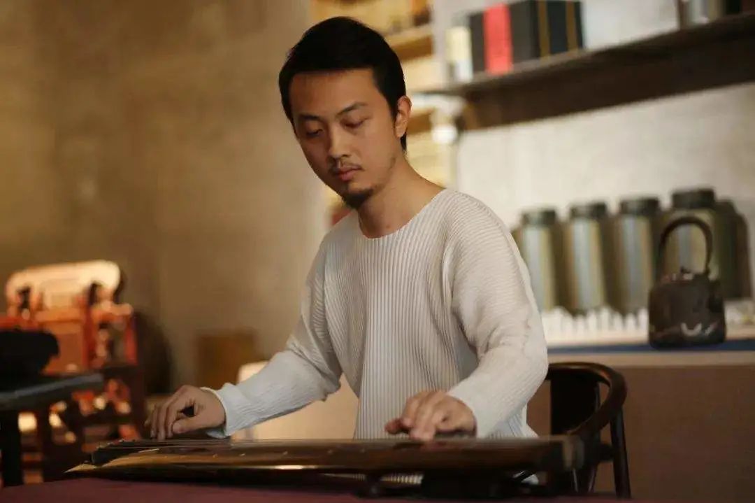 青年古琴力量名师出高徒他是古琴泰斗李祥霆老师的学生