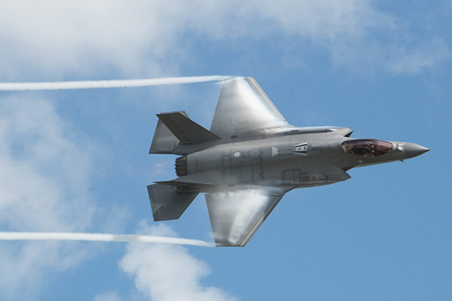 f-22战斗机那么厉害为什么不继续生产?为什么说f-35比它还要先进?