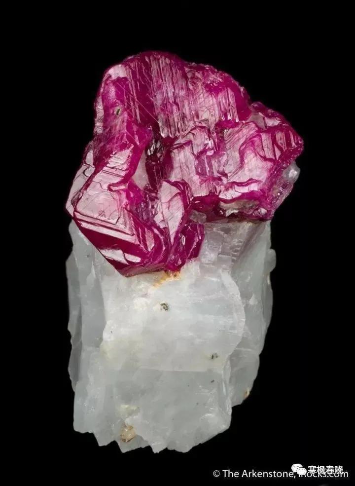 五彩缤纷的矿物宝石大自然带给我们的惊喜