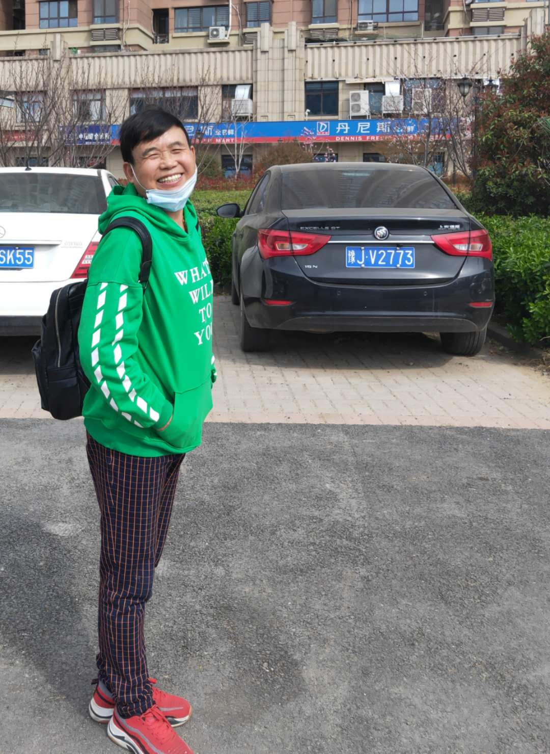 汪太银诗《致敬郑州城》