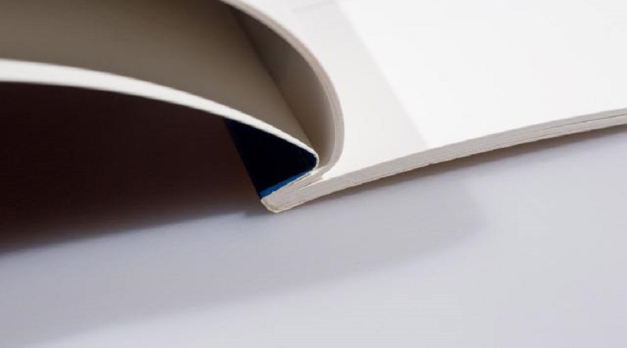 同时图书内容又比较多,导致图书成品很厚,如果采用传统胶订方式制作这