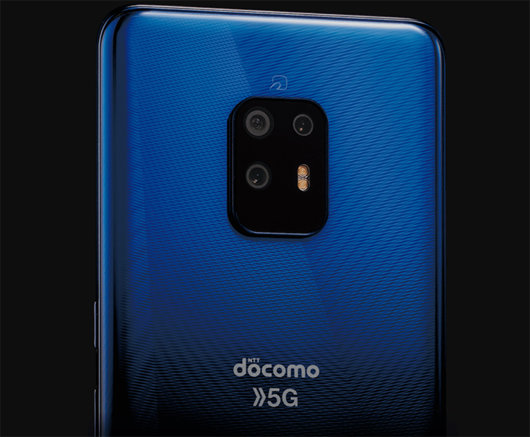 富士通发布高通865新机arrows5g重量仅有180g