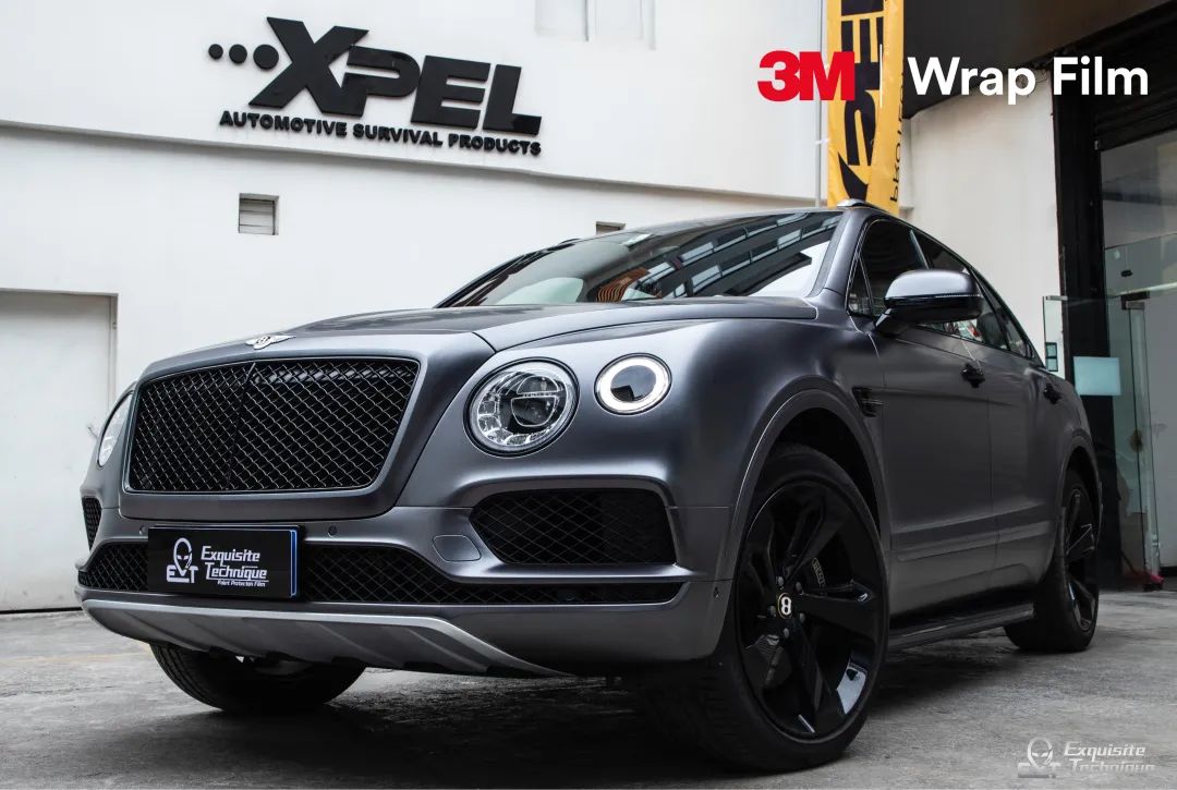 宾利添越陶瓷深邃灰