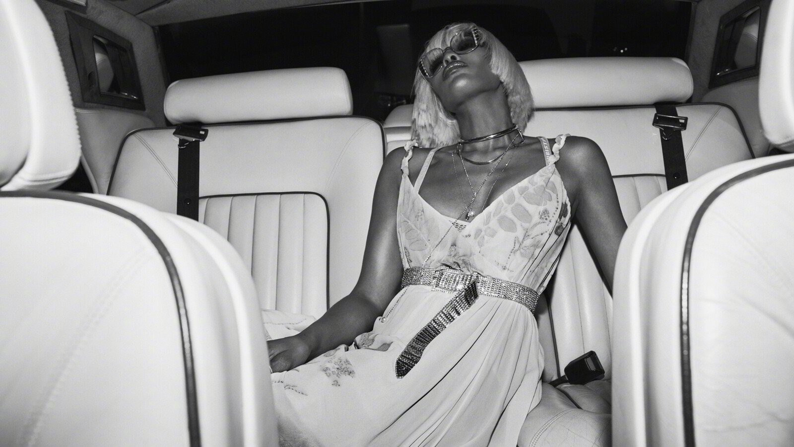 老米naomi campbell登港版《vogue》三月刊封面