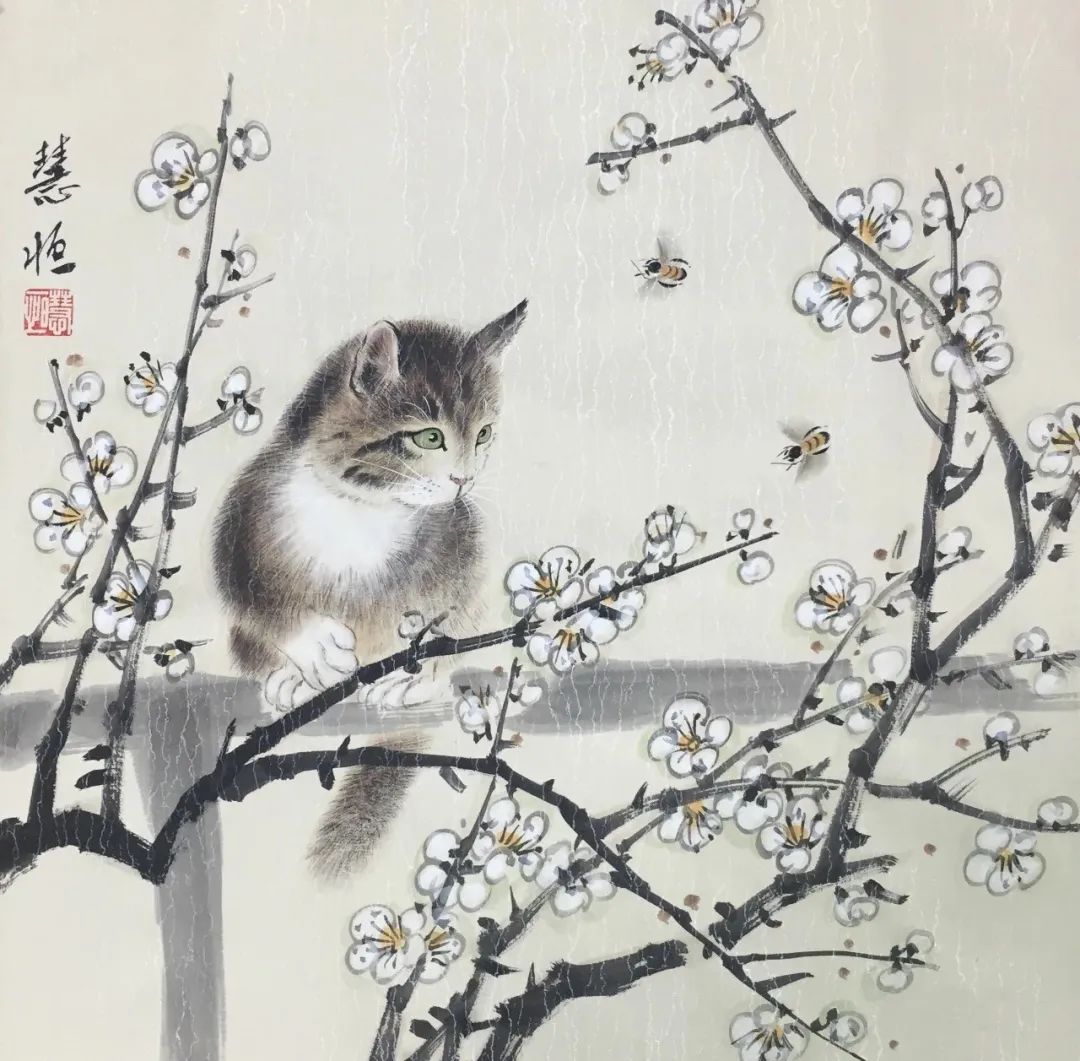 画家江慧恒以工笔画闻名,却又不拘于此,他在花鸟画中尝试将工笔与写意