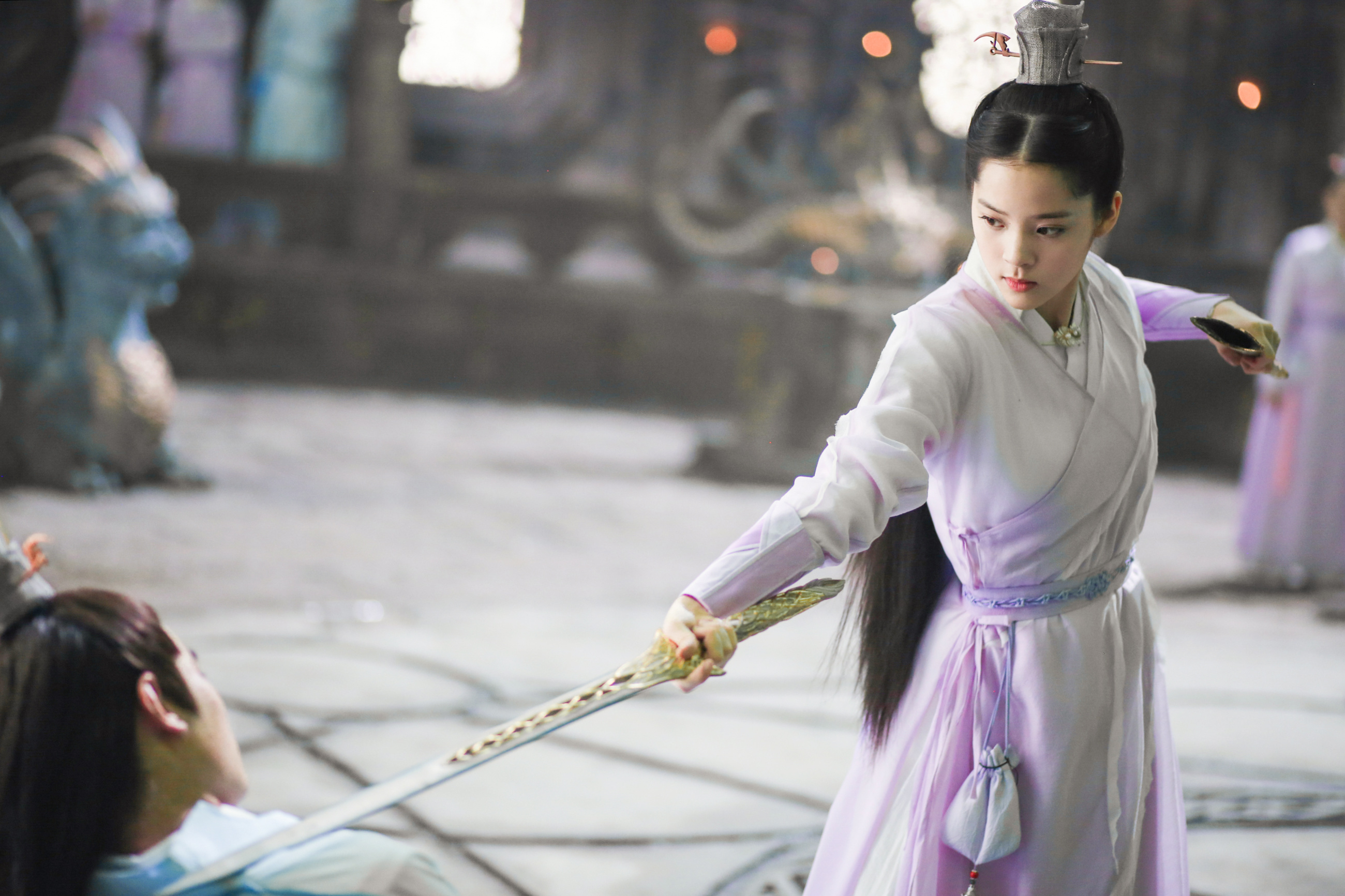 欧阳娜娜《大主宰》收官发文 真挚告别致谢剧组成员