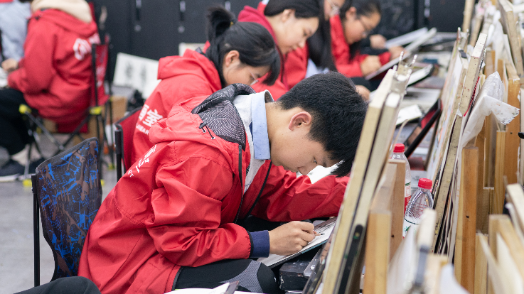 杭州画室美术生复读深度分析