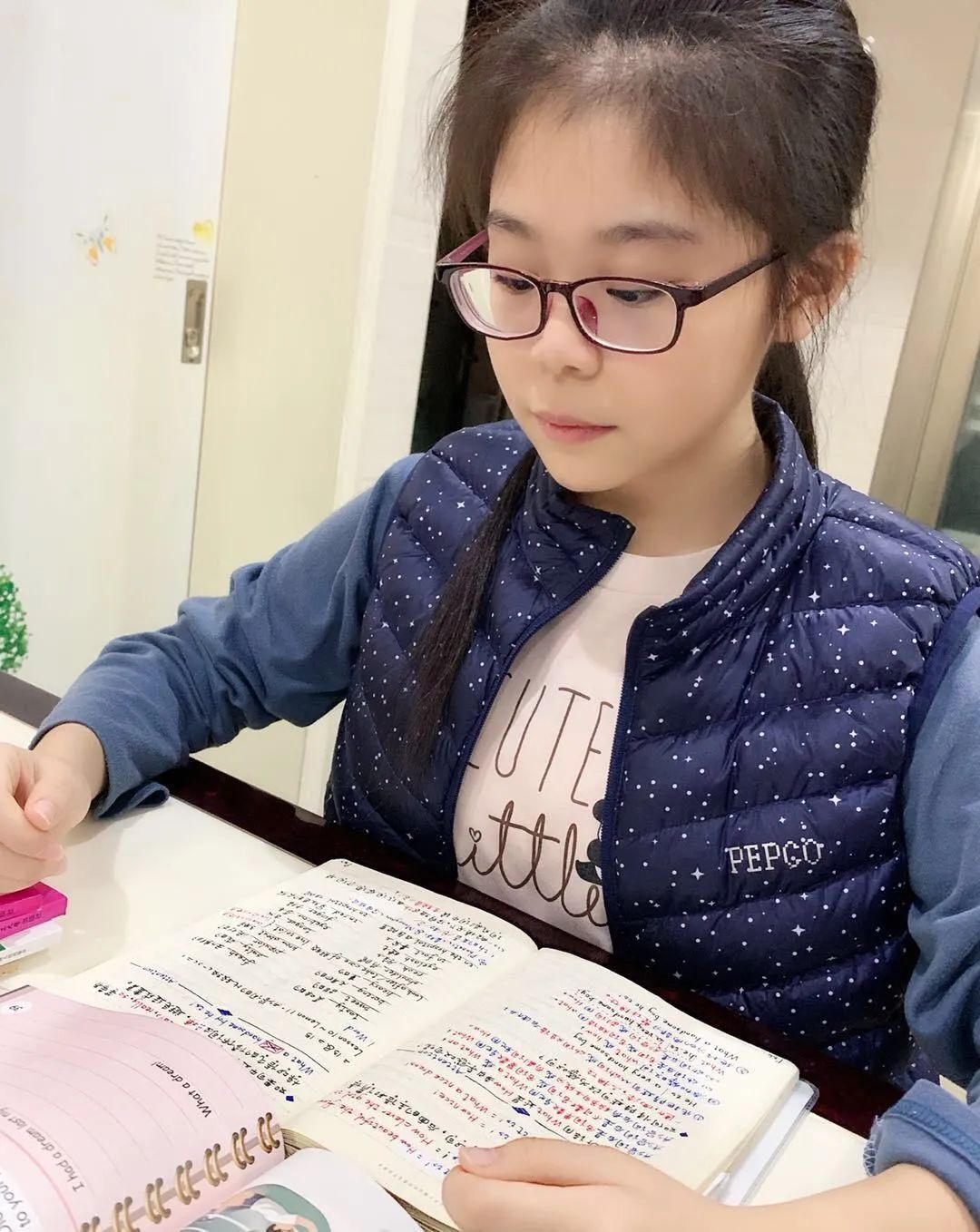 对于线上学习大家都热情满满在课堂上积极参与大胆发言课后自觉