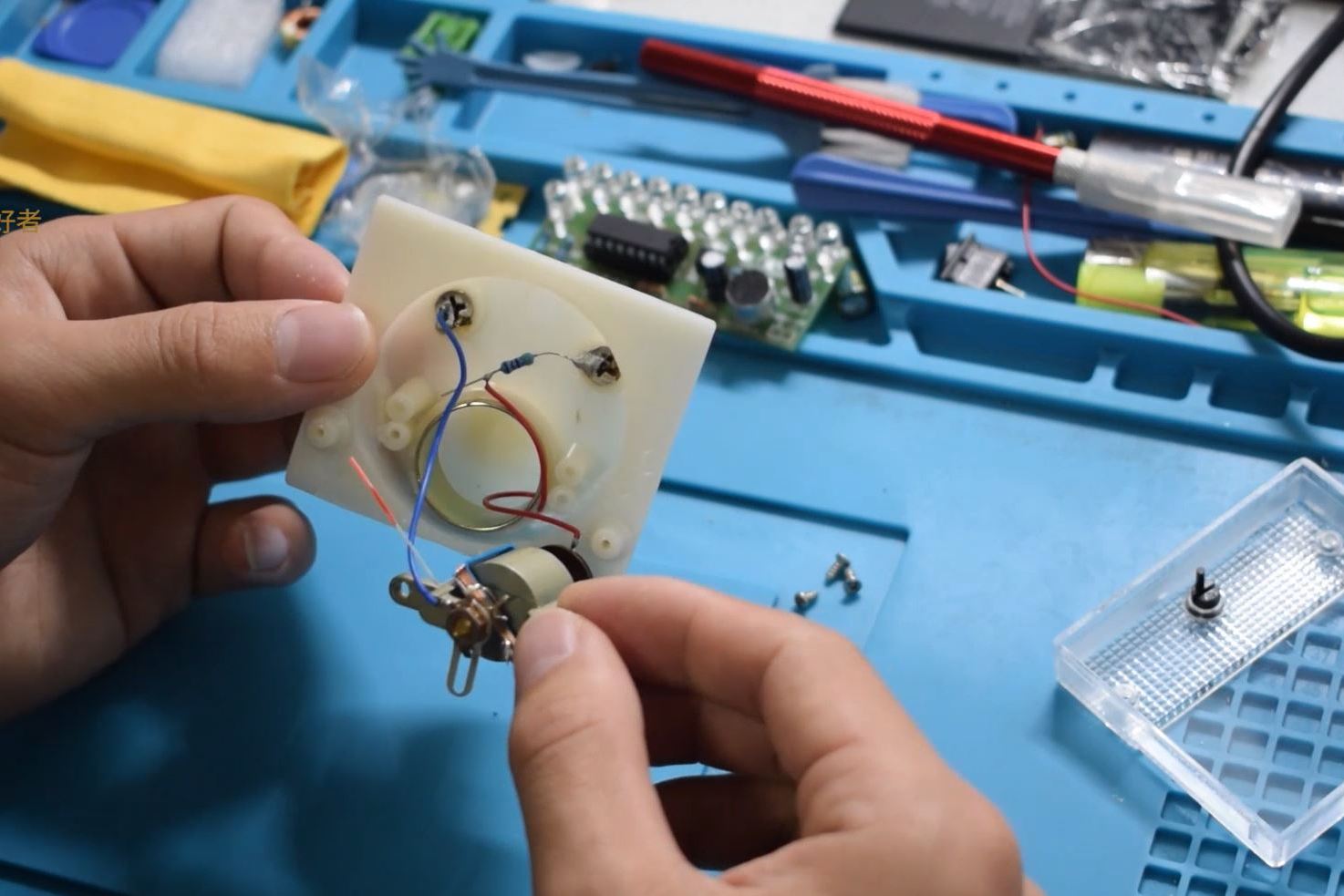 拆解10块钱买的电压表和电流表有啥区别看看内部究竟长什么样