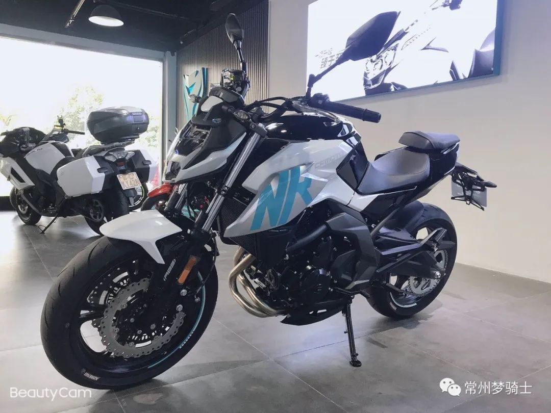 全新升级春风400650nk换新上市