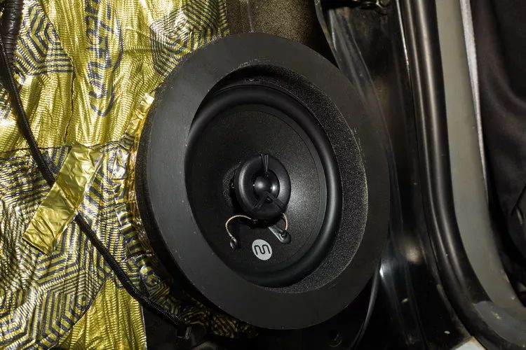 长沙市音改阁黄海旗胜魔立方c165ng两分频ca650r音响升级