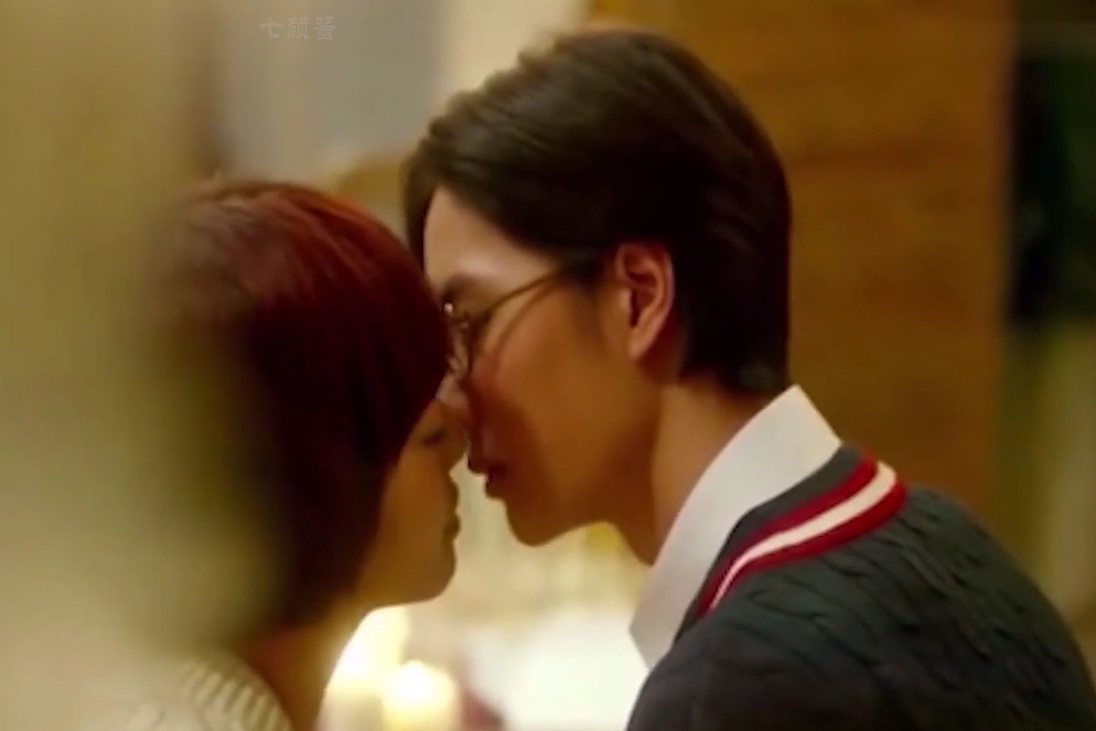 姚晨王一博女人花中忆往昔初恋世间安得两全法