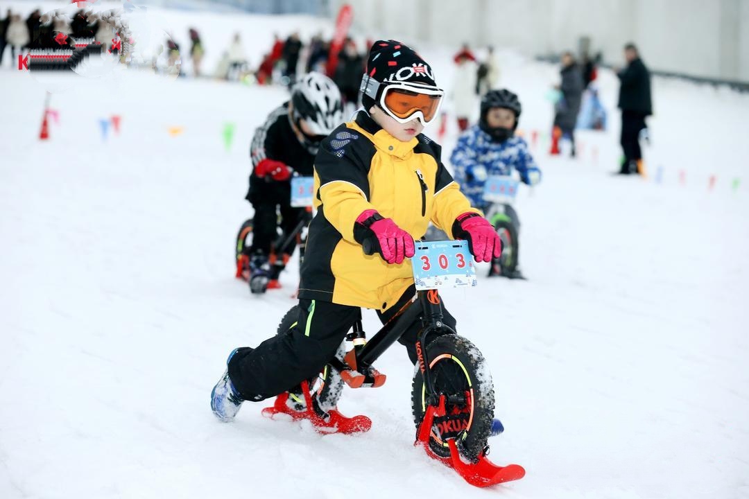 热雪小骑士仙女山儿童平衡车滑雪邀请赛