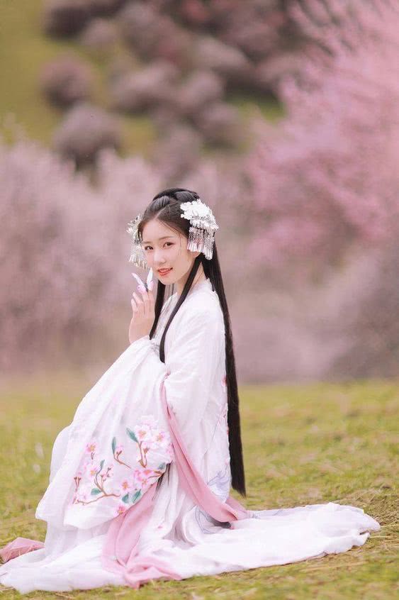 十二星座女专属古装金牛渐变色水瓶刺绣装巨蟹春意盎然