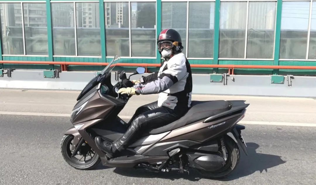 大阳v锐300全国陆续到货中来看看有没有你的身影